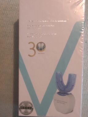 Electric Tooth Brush With UV Whitening